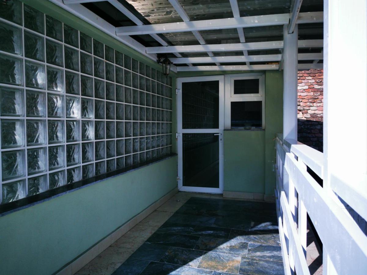 Gruen Haus Studio Sibiu Buitenkant foto